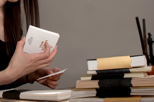 造紙廠企業(yè)VI的設(shè)計(jì)要素，紙品設(shè)計(jì)風(fēng)格規(guī)劃-6